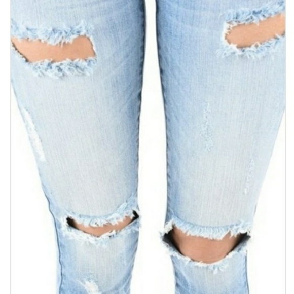 KANCAN Destroyed Light Washed Jeans - Picture 2 of 7